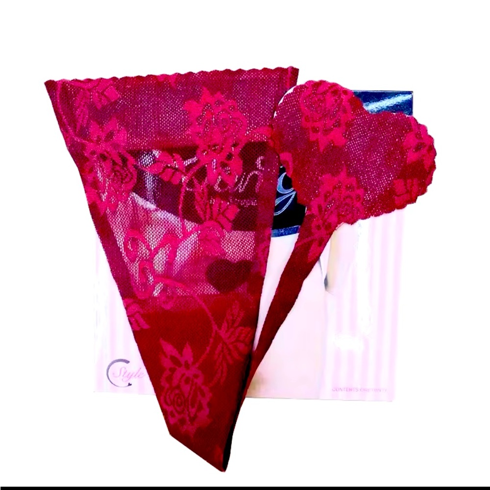 Wine Lace Heart Strapless Panties Say goodbye to straps!